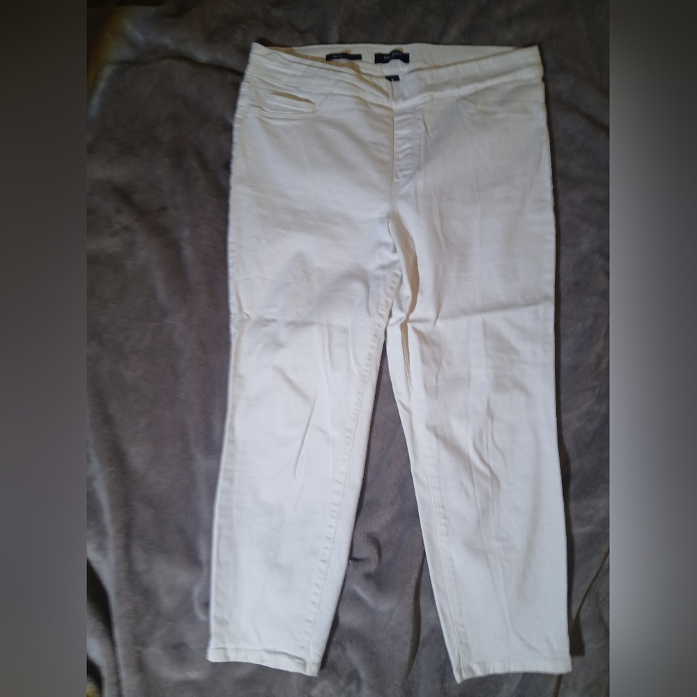 Nine West Cream Ankle Pants – Size 16